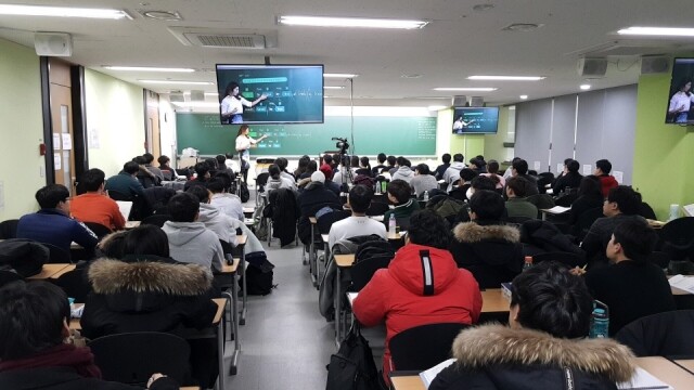 경찰수업사진.jpg