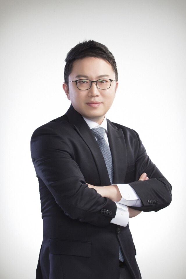 신호근 관세사.jpg