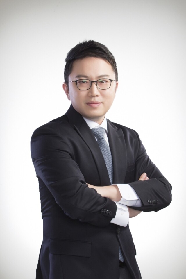신호근 관세사.jpg