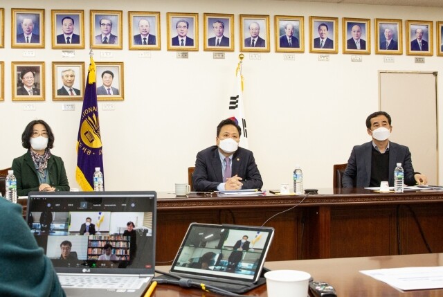 제6차+AI와+국회포럼+온라인+세미나+사진.jpg
