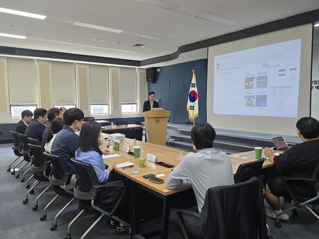 법제처, 조기경보시스템 현장점검 나섰다...“중동 리스크에 공급망 긴장”